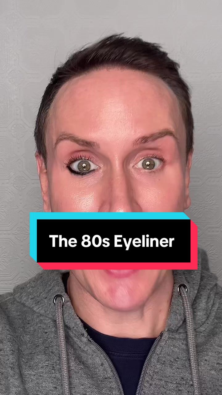 @Mister.makeupartist (Trevor)