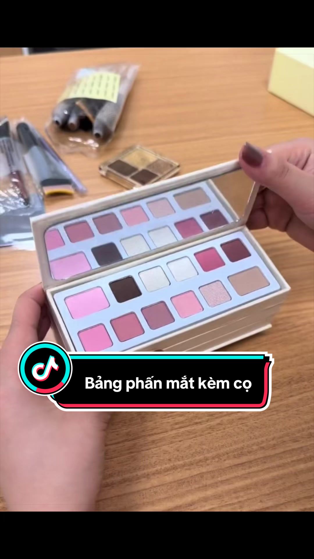 @Cô Bé makeup xây kênh 👩🏻💻