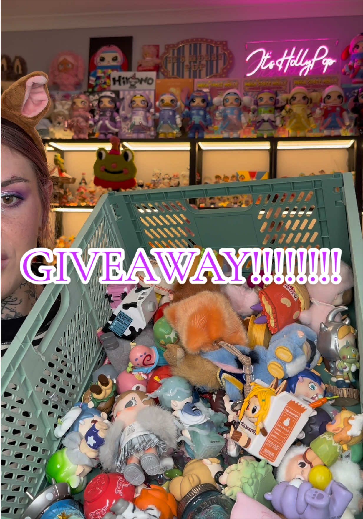 @itshollypop