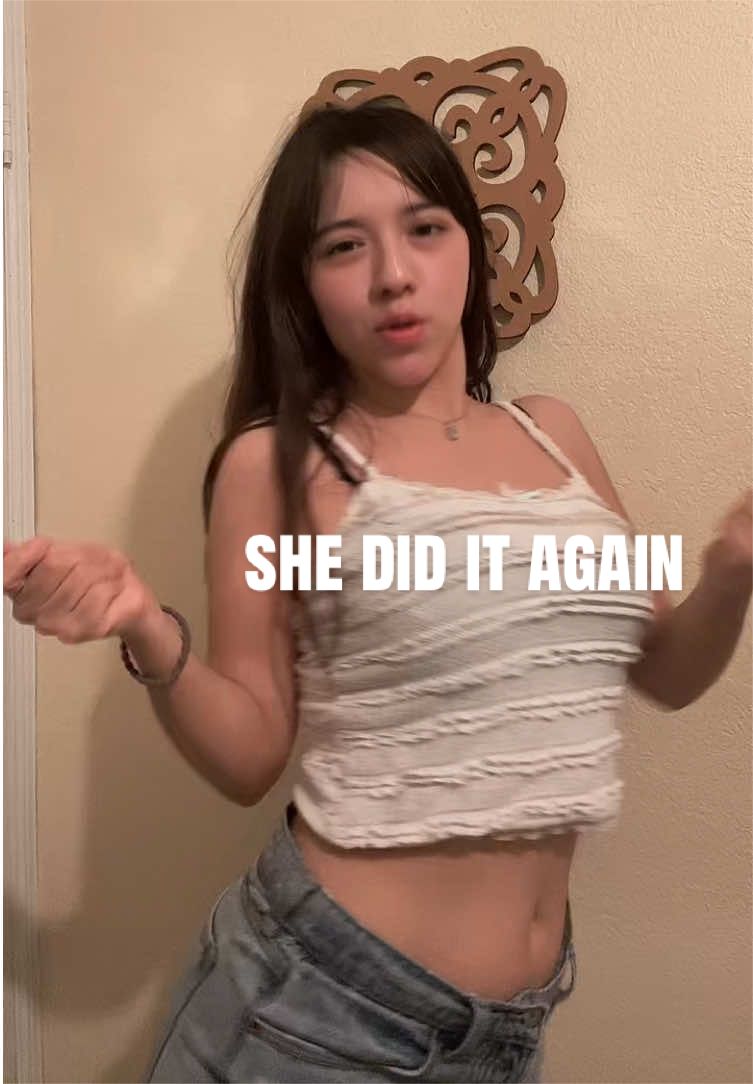 @elliesannd