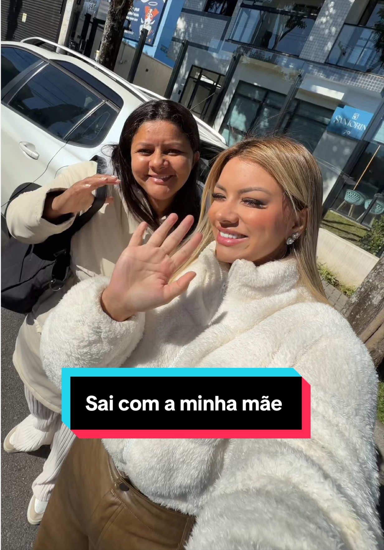 @Alessandra Andrade