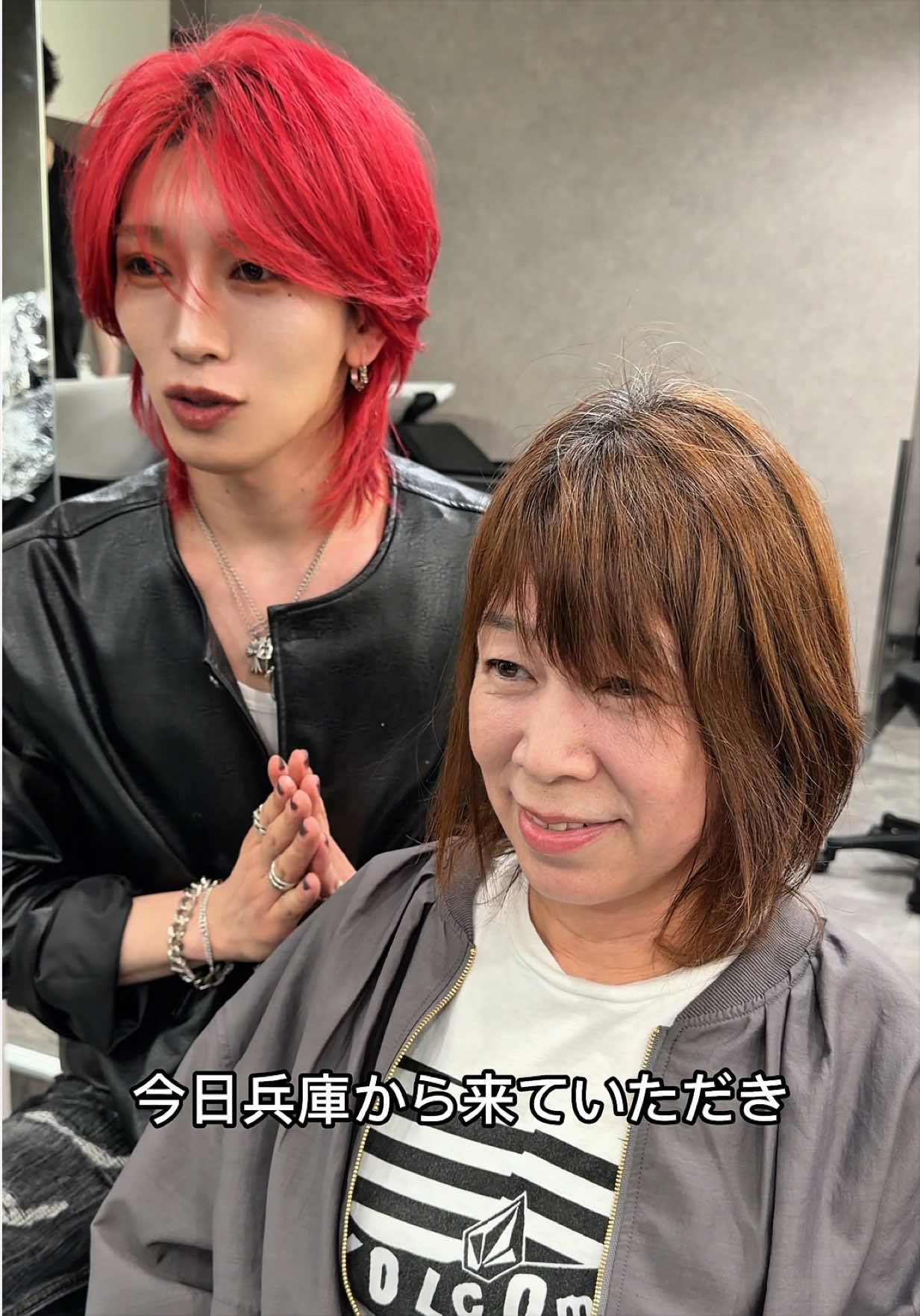 @金子圭介【白髪手術】🦊🌈白髪バレイヤージュ 白髪ハイライ