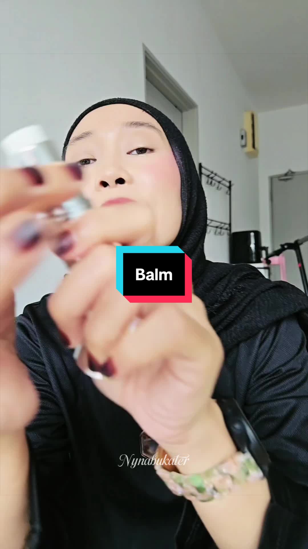 @Nynabukater