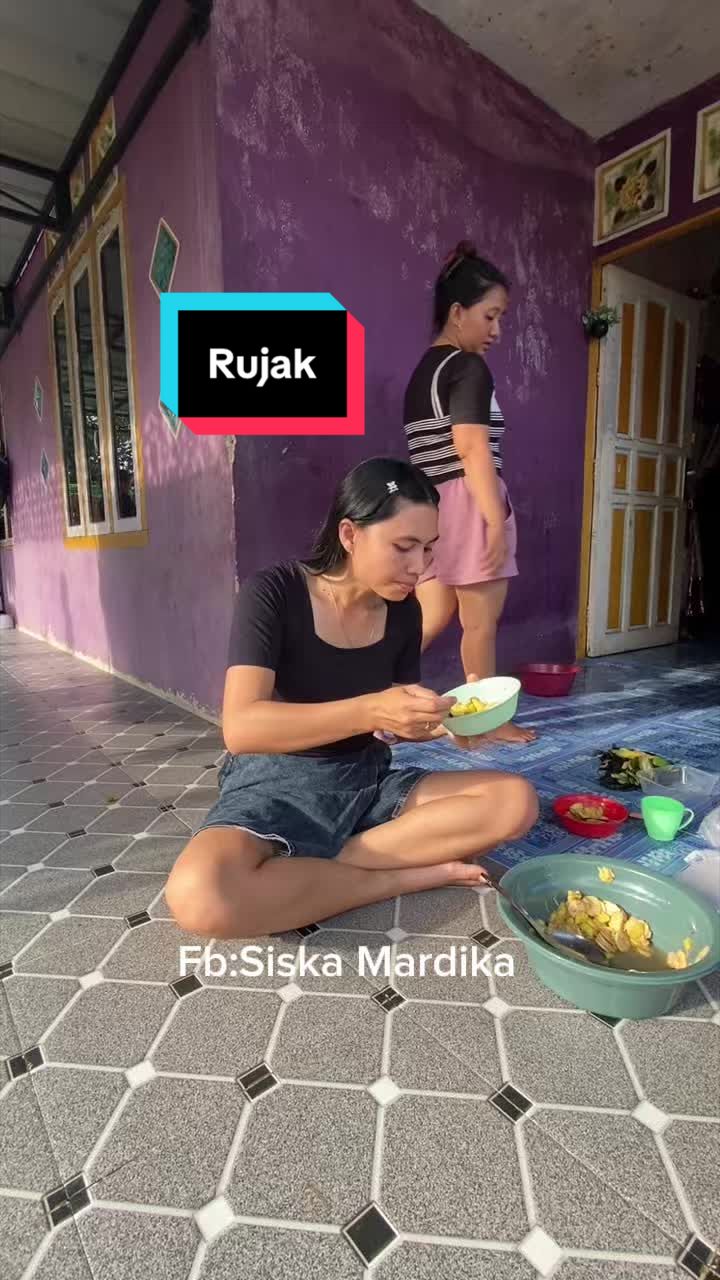 @Siska🦋