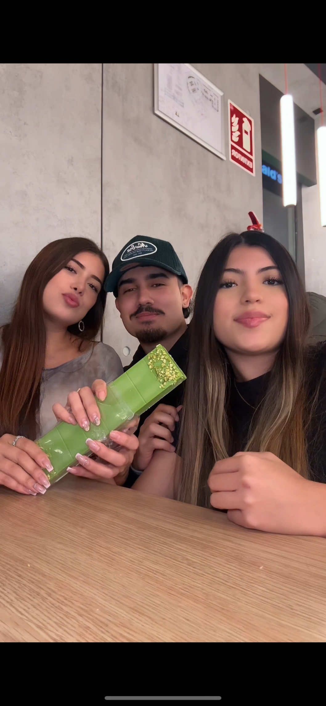 @Camila Duque