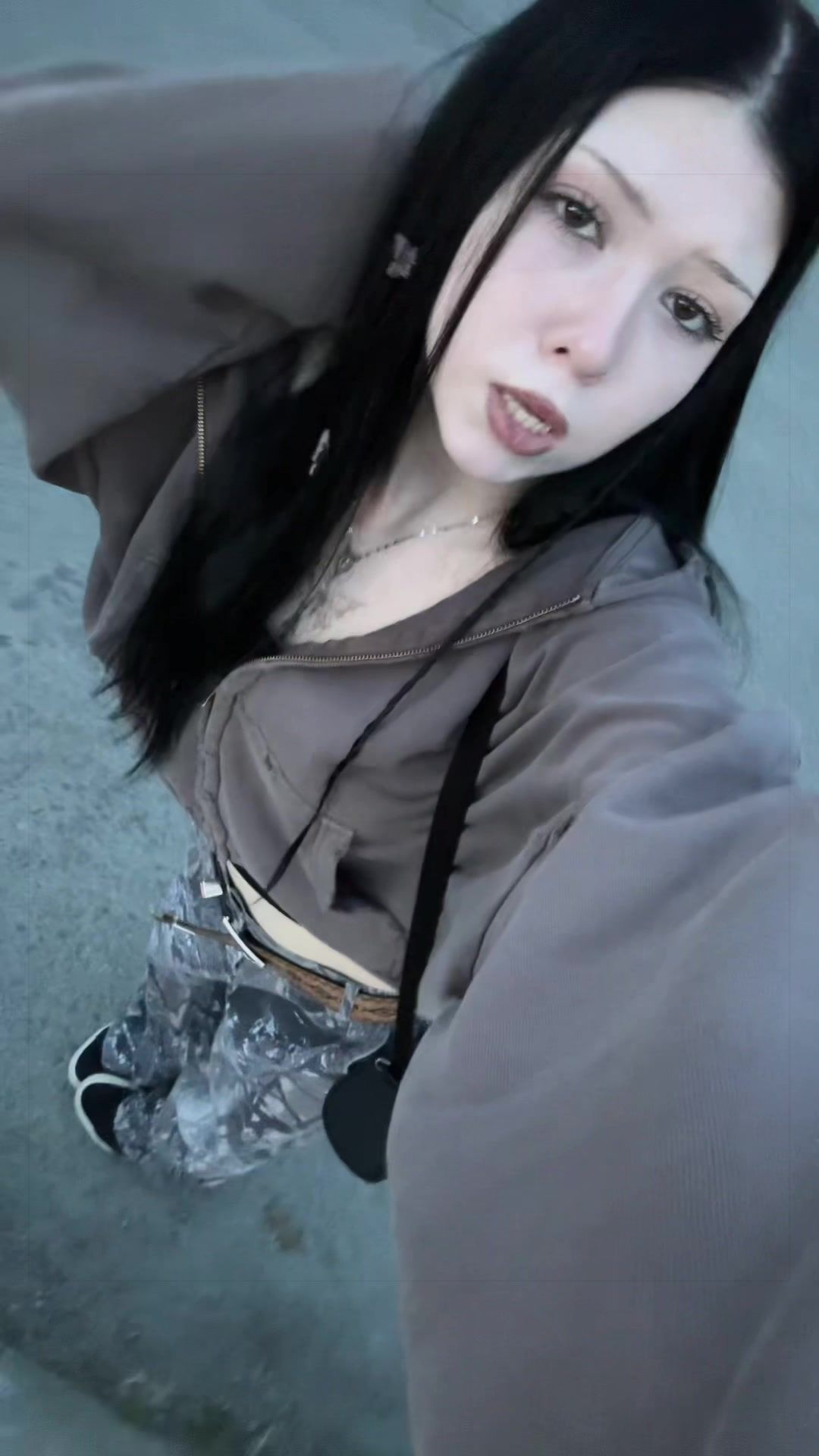 @🥀