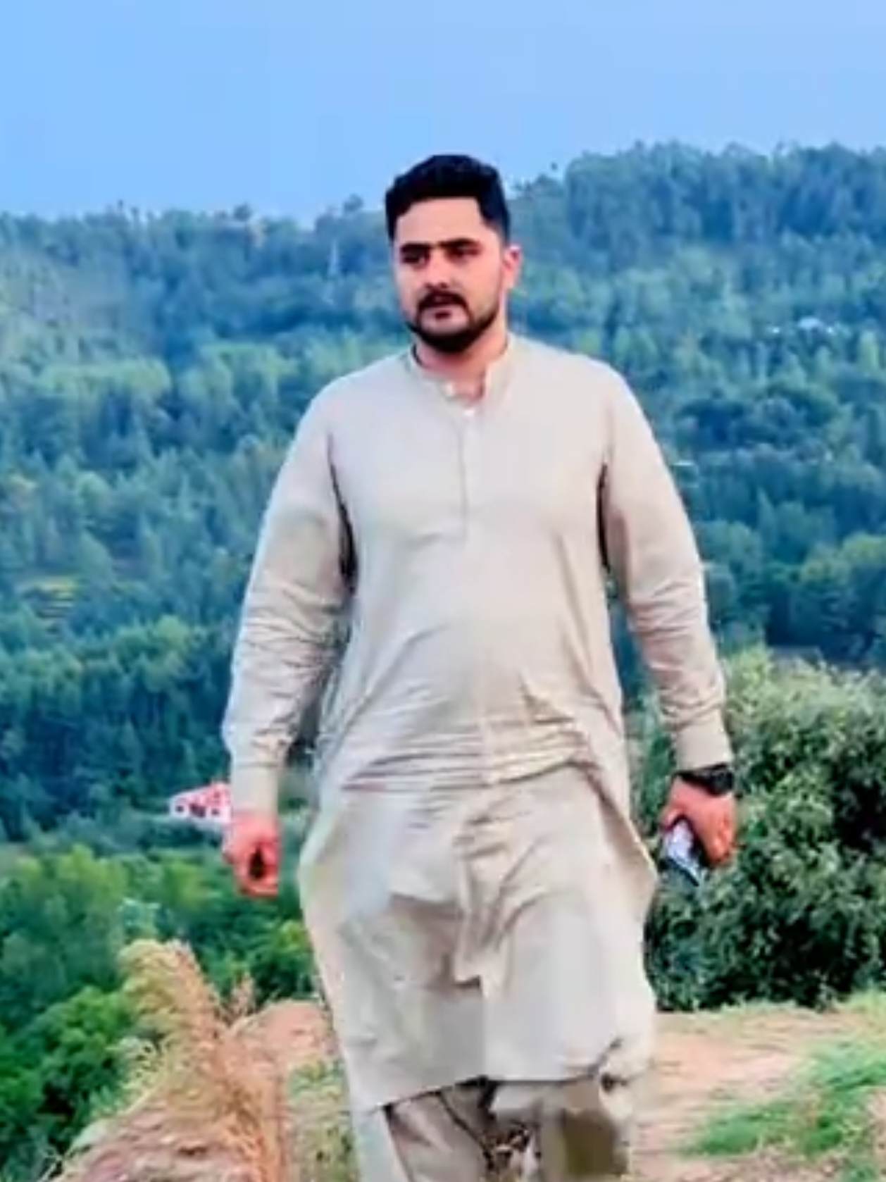 @Sardar Ihtisham wazarat