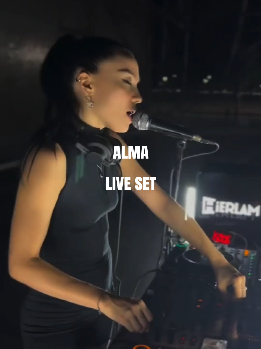 @malena lyric ⚡️