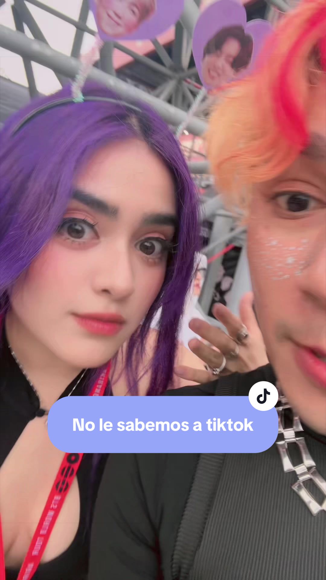 @anahiposada_