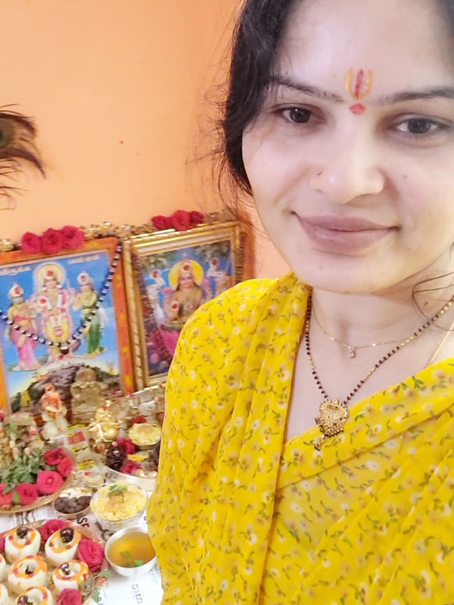 @DUBAI LO RADHA