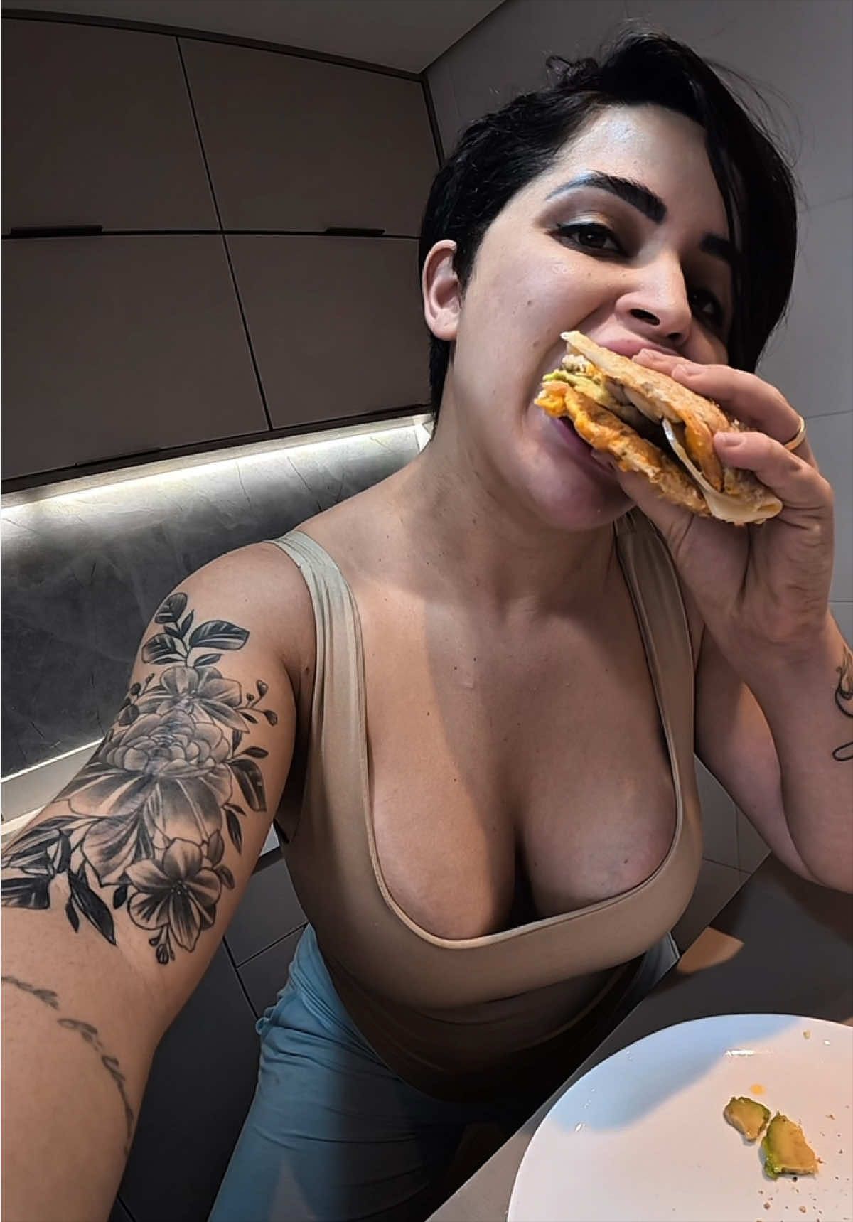 @YANNE OFICIAL