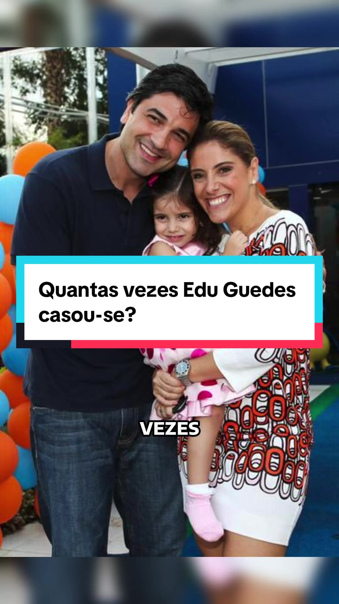 @Desvendando Famosos