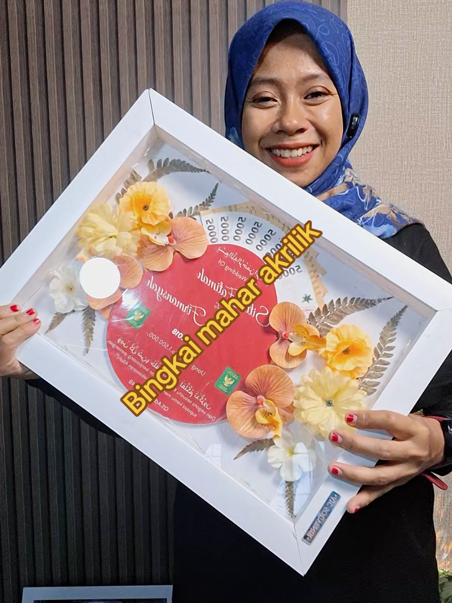 @Siti Fatimah|Gift Box