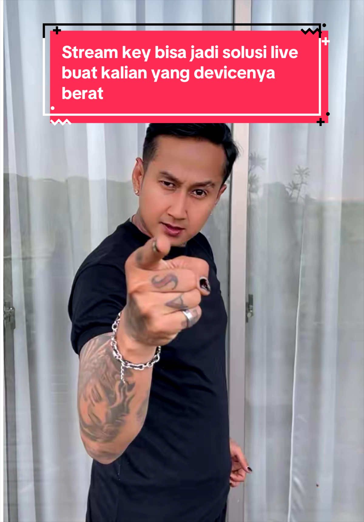 @MAXLIVE