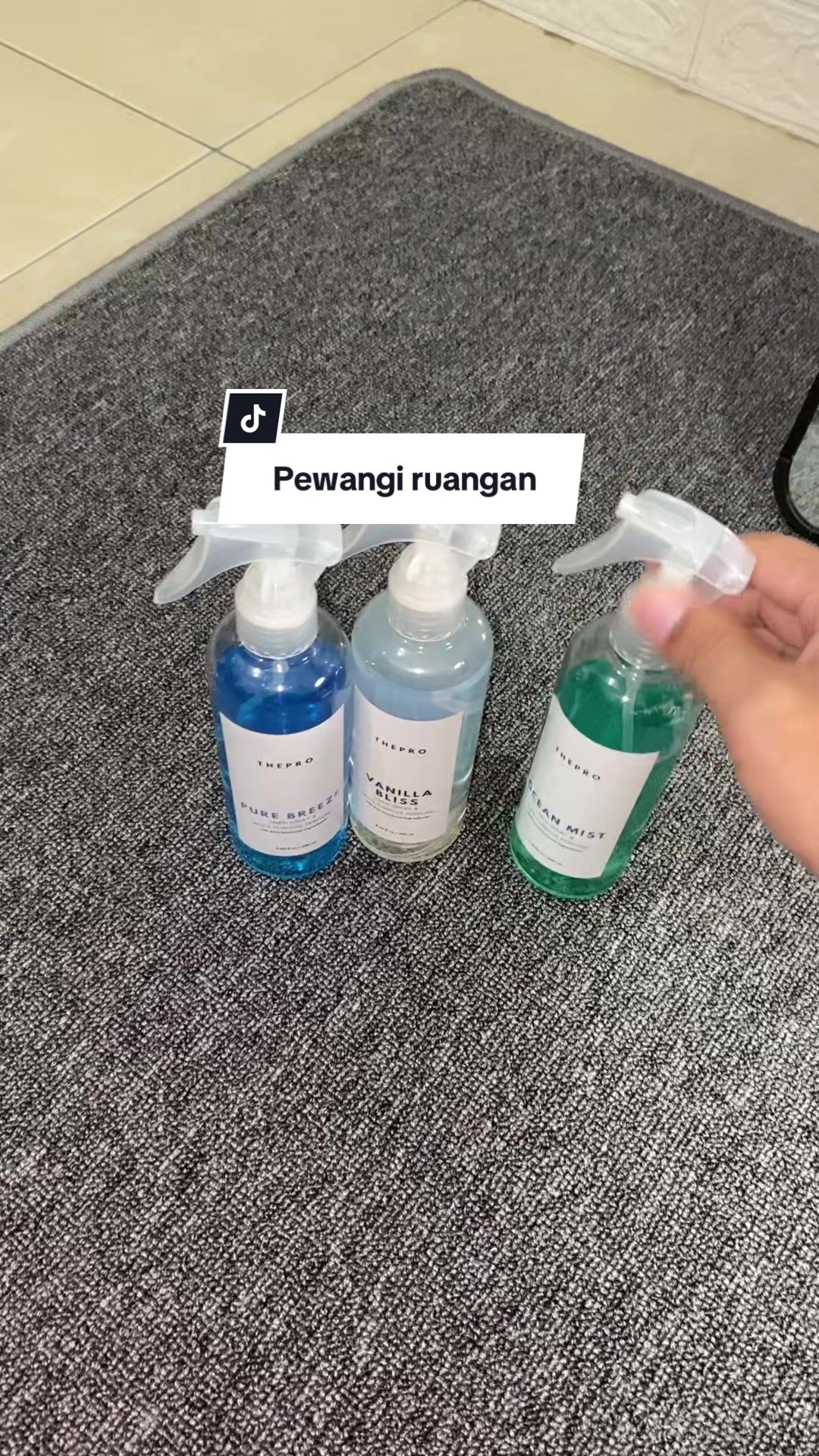 @Ryy