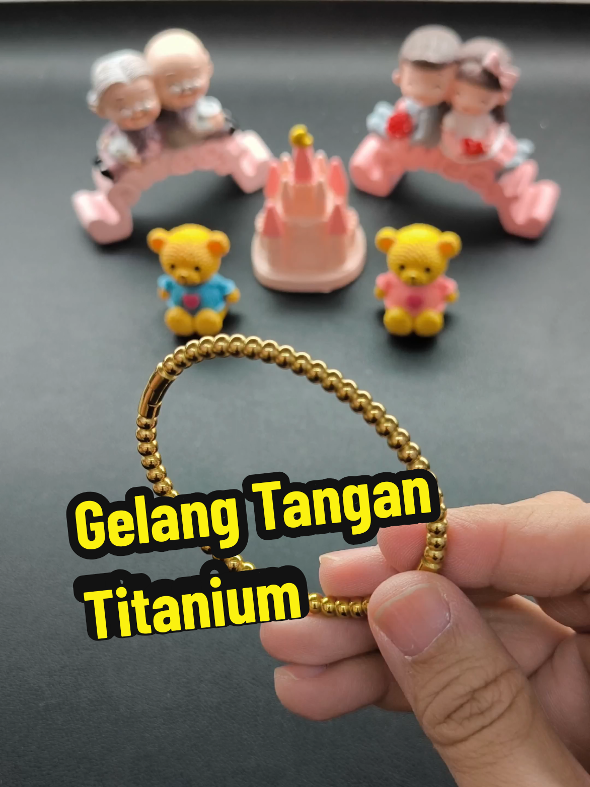 @FashionForUshop