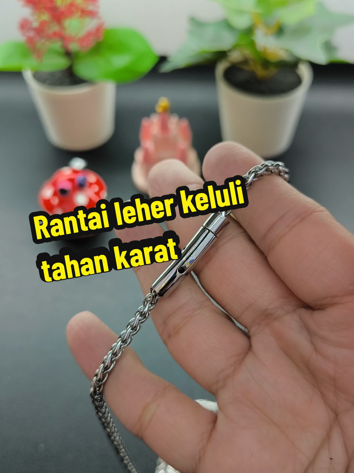@FashionForUshop
