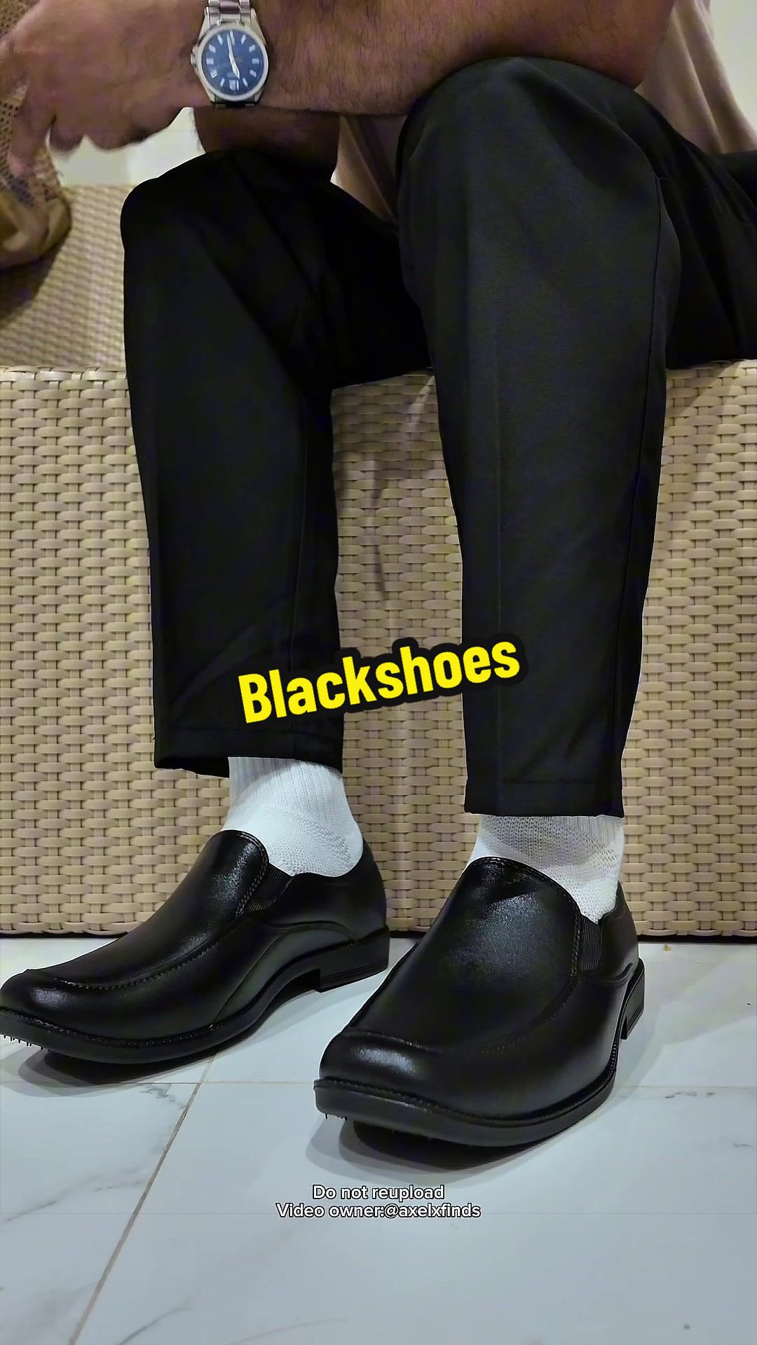 @𝗔𝘅𝗲𝗹 𝗙𝗶𝗻𝗱𝘀