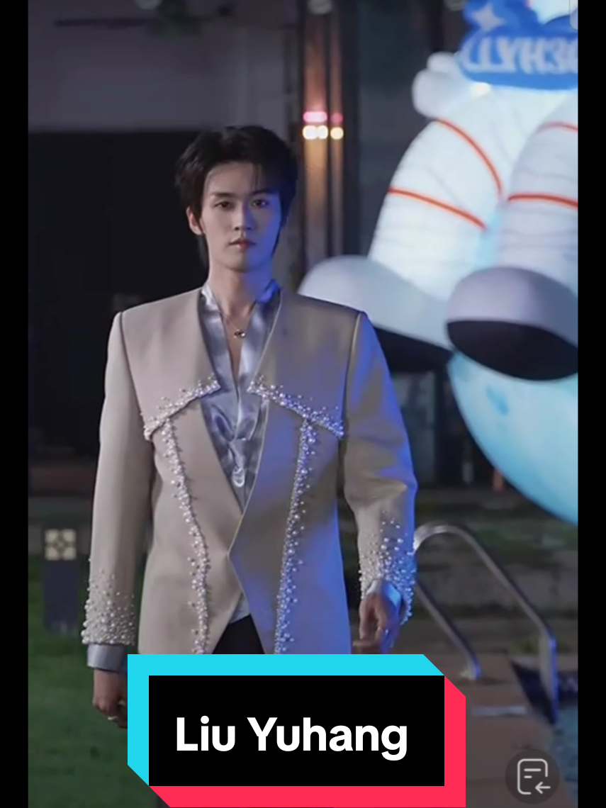 @Hyunni F