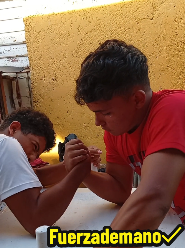 @Fuerzademano