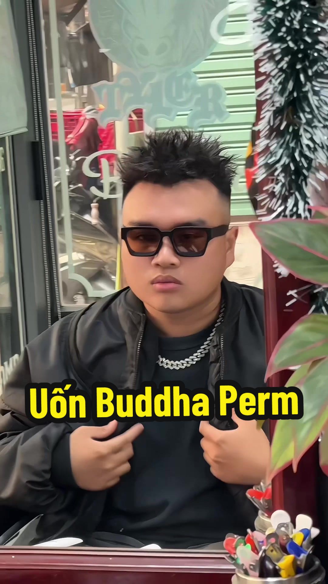 @Tấn T&oacute;c Nam