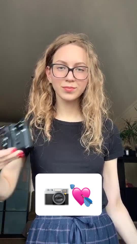 @Оля🌚