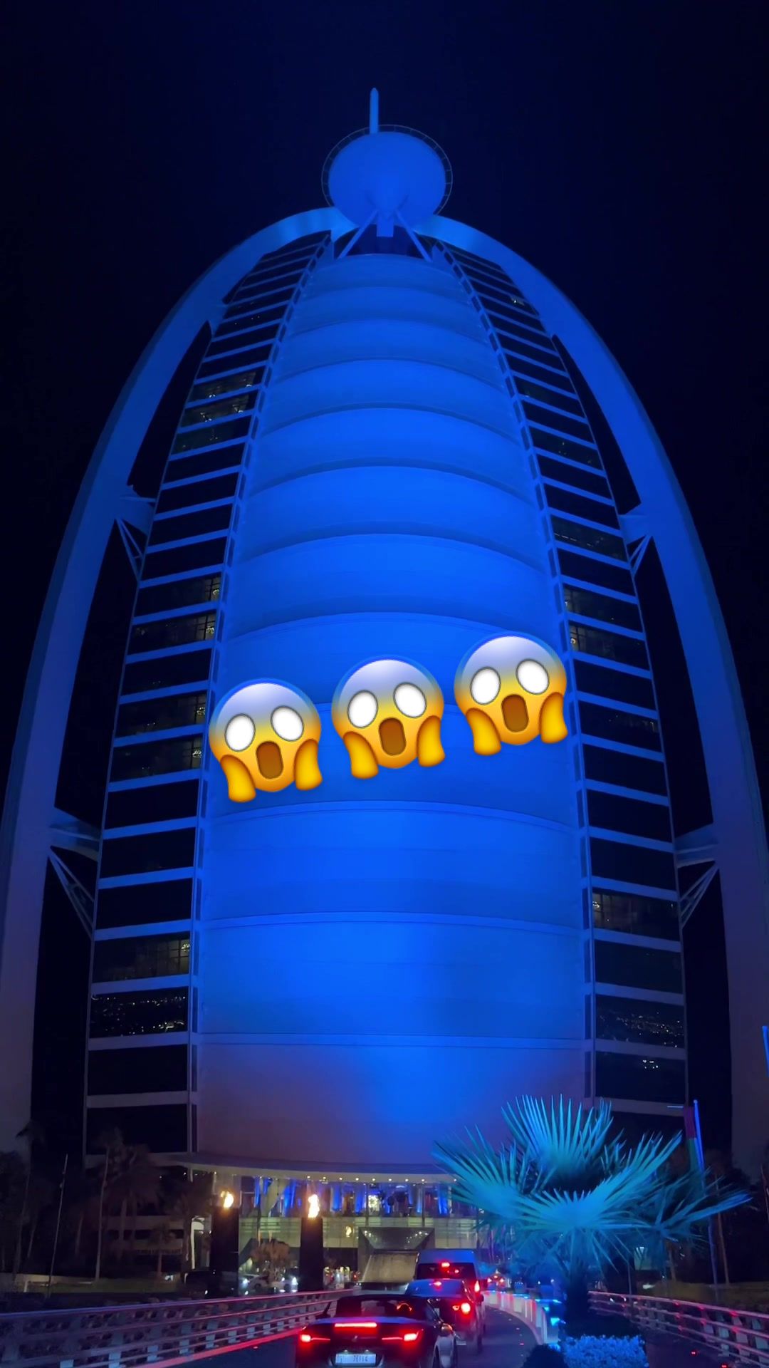 @Лев