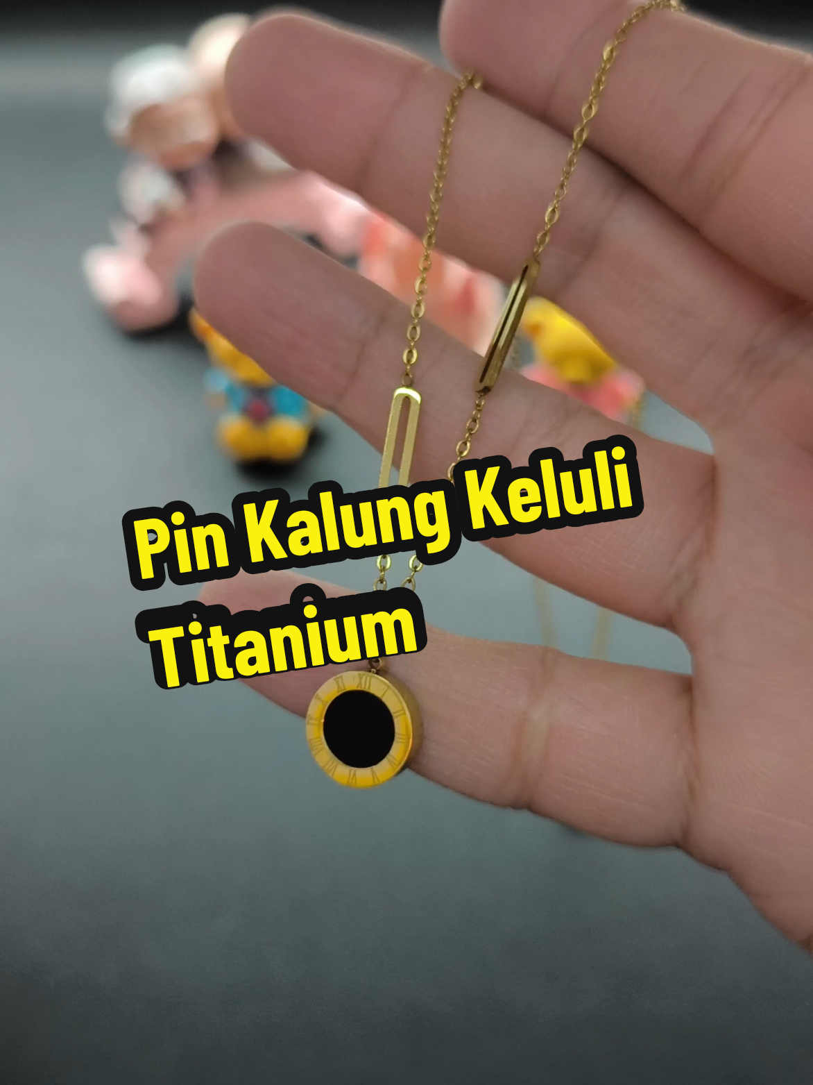 @FashionForUshop
