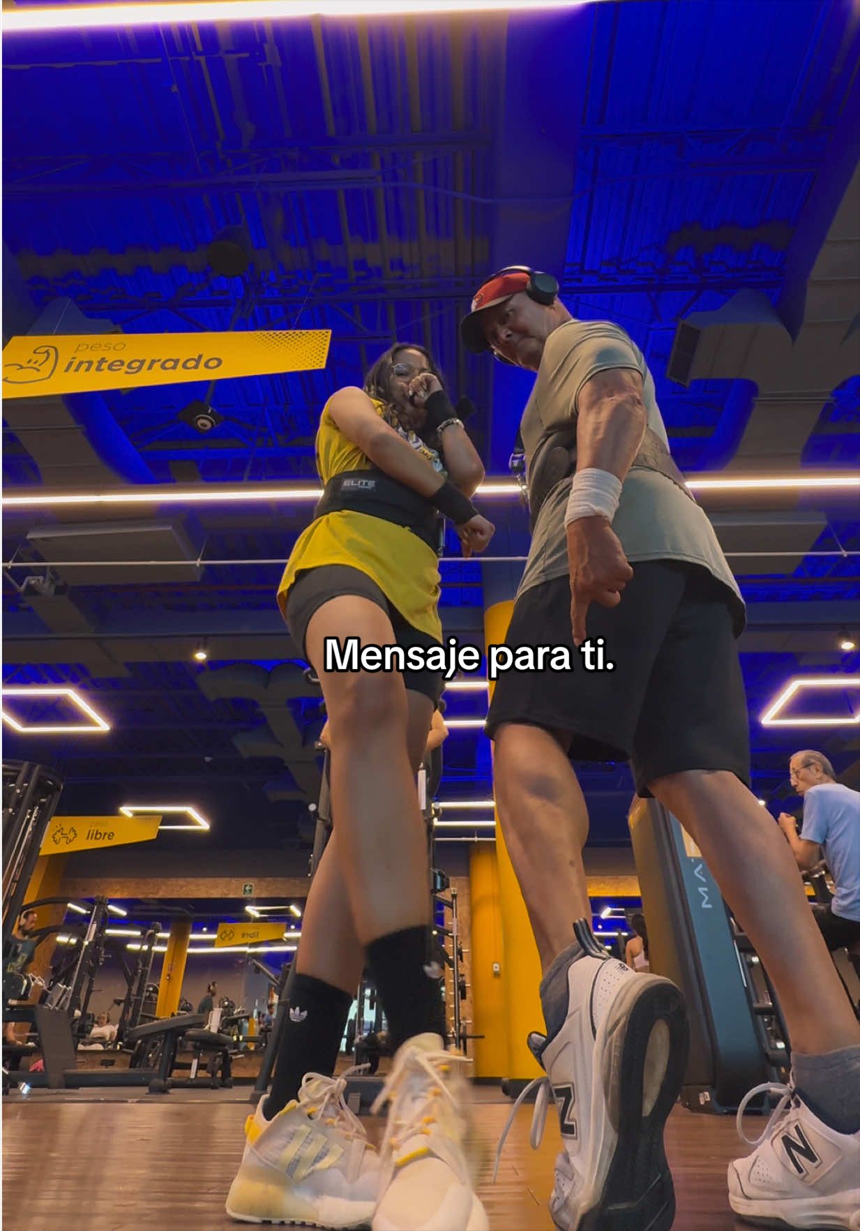 @Marcela🚀🌎💫