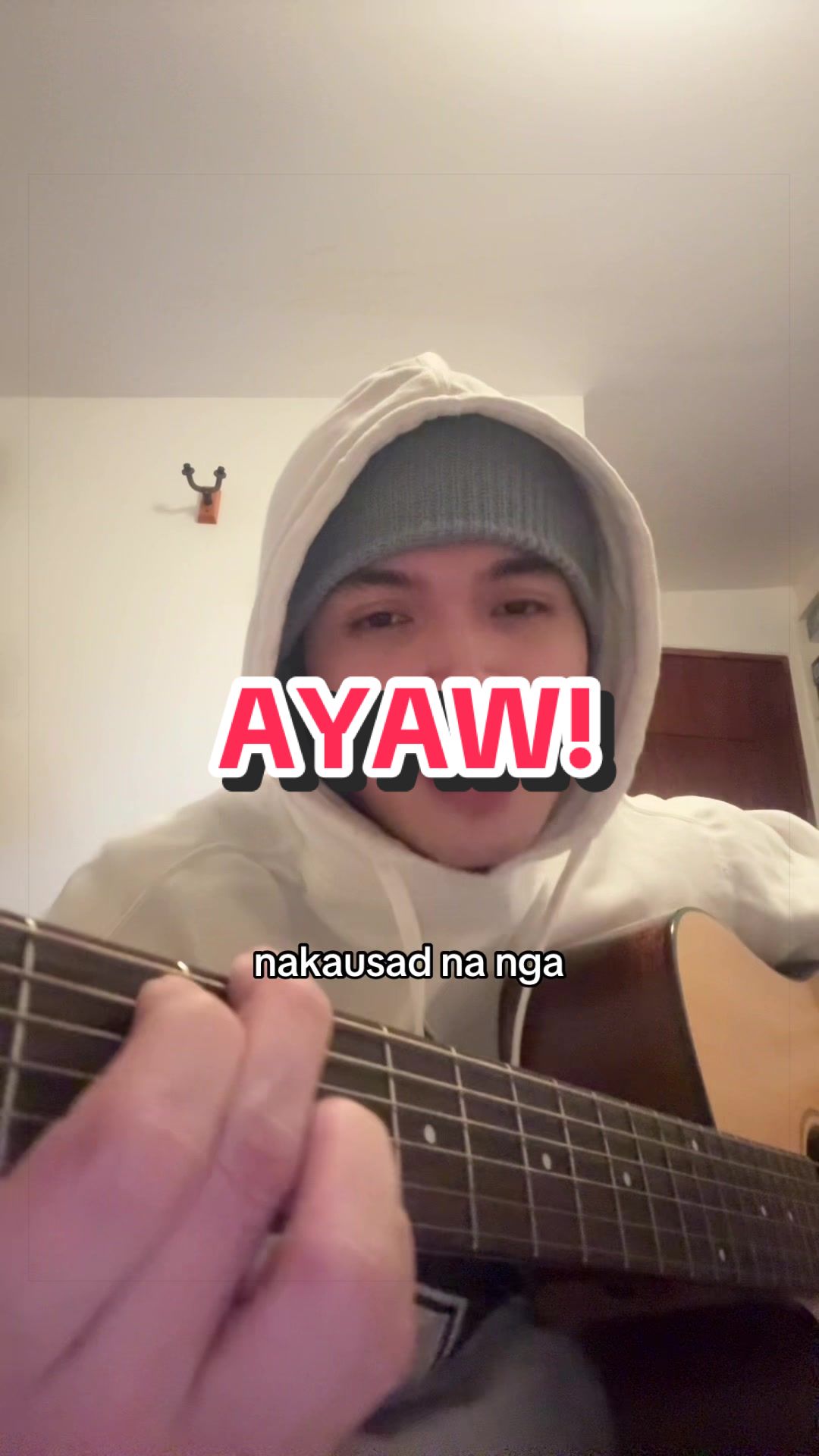 @IÚNO_Carlos