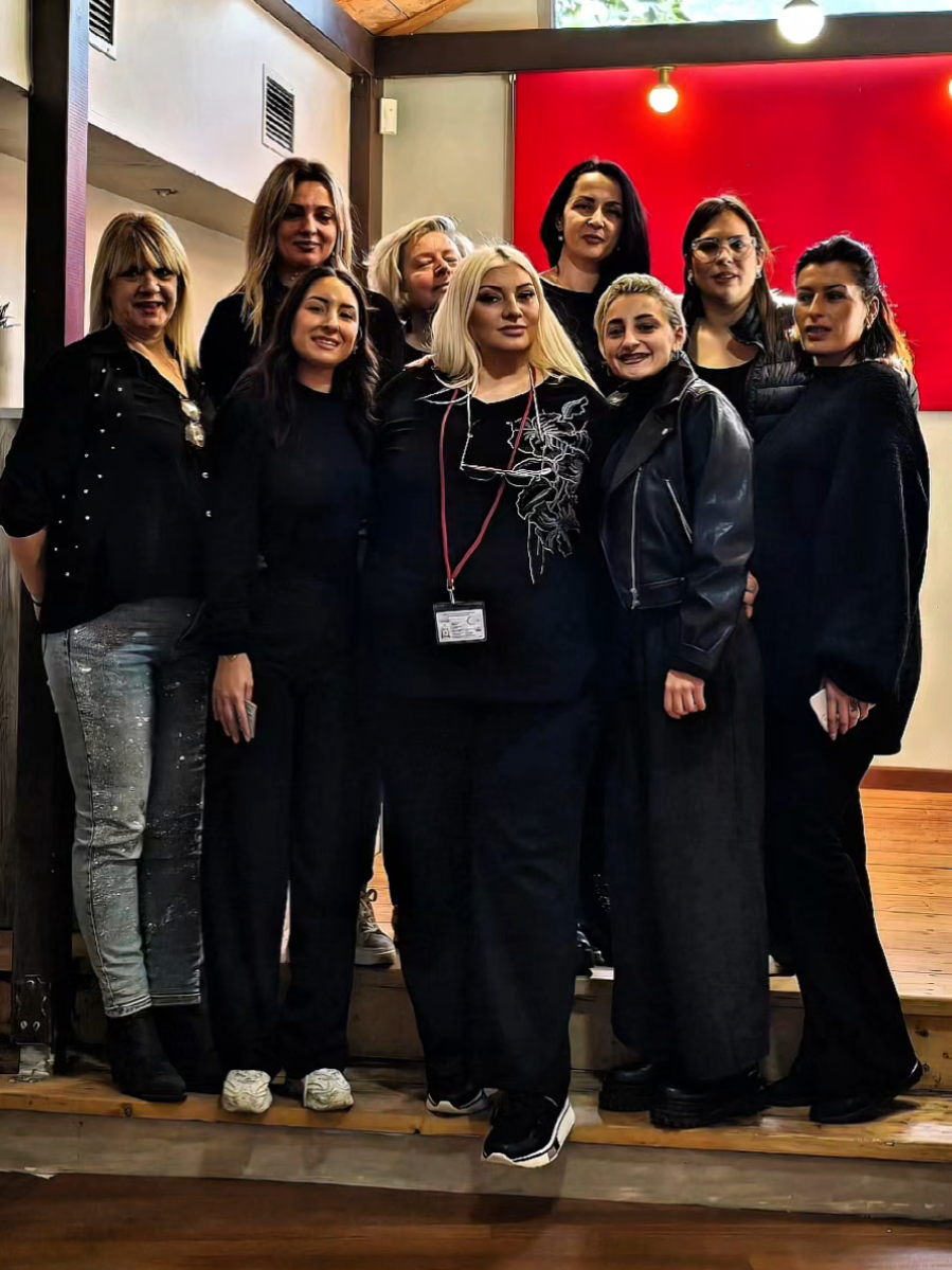 @Dr.Cosm.Hanife Kolay