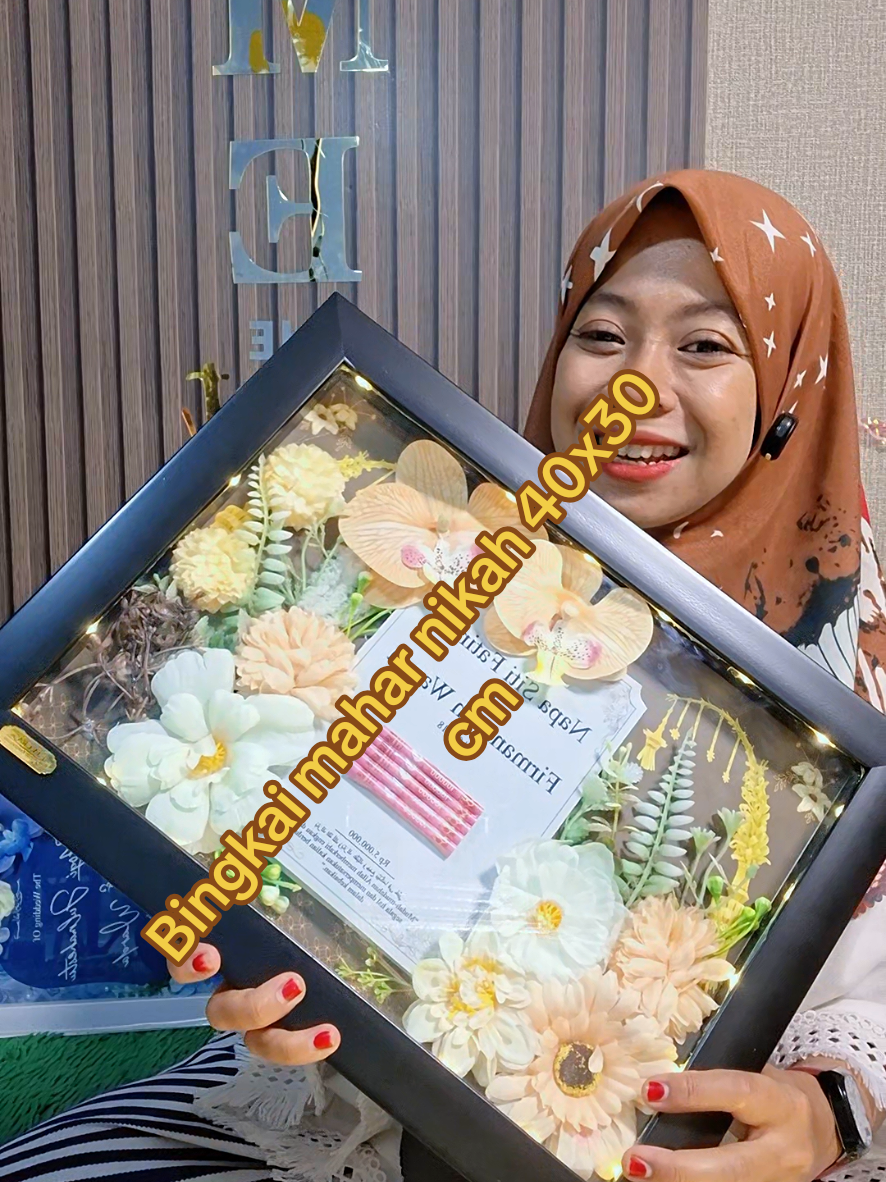@Siti Fatimah|Gift Box