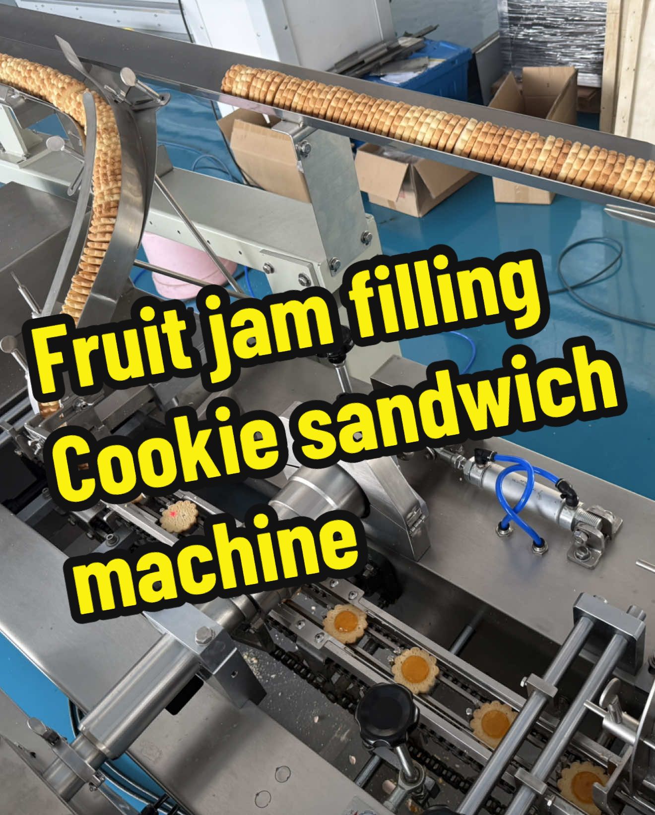 @Biscuit sandwich machine.Doris