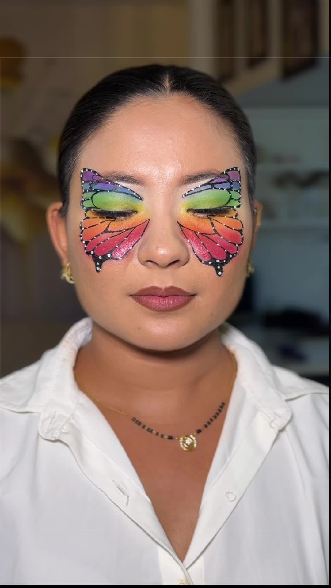 @IRA THE MAKEUP STUDIO 🦋