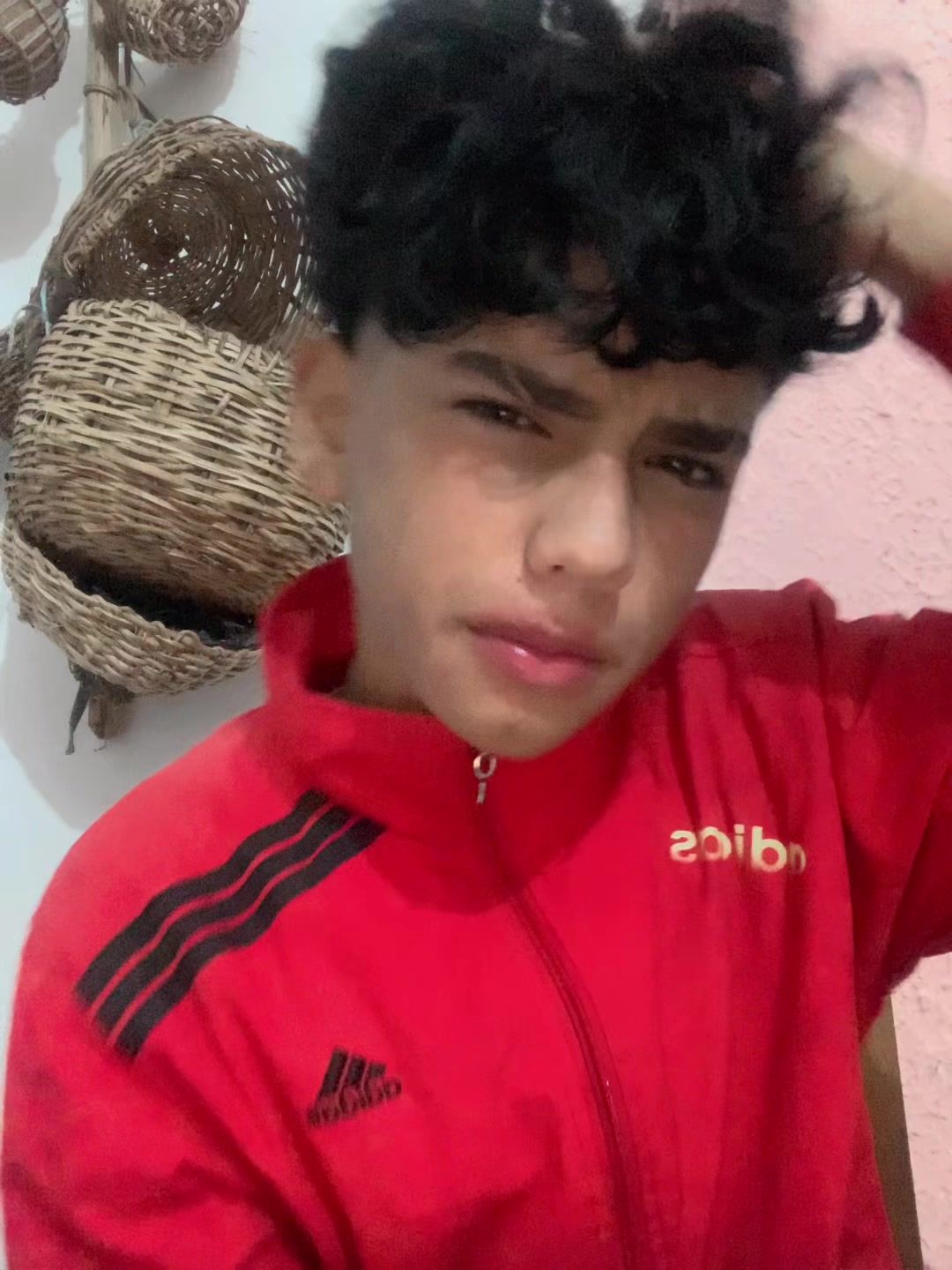 @Emaa 🦈