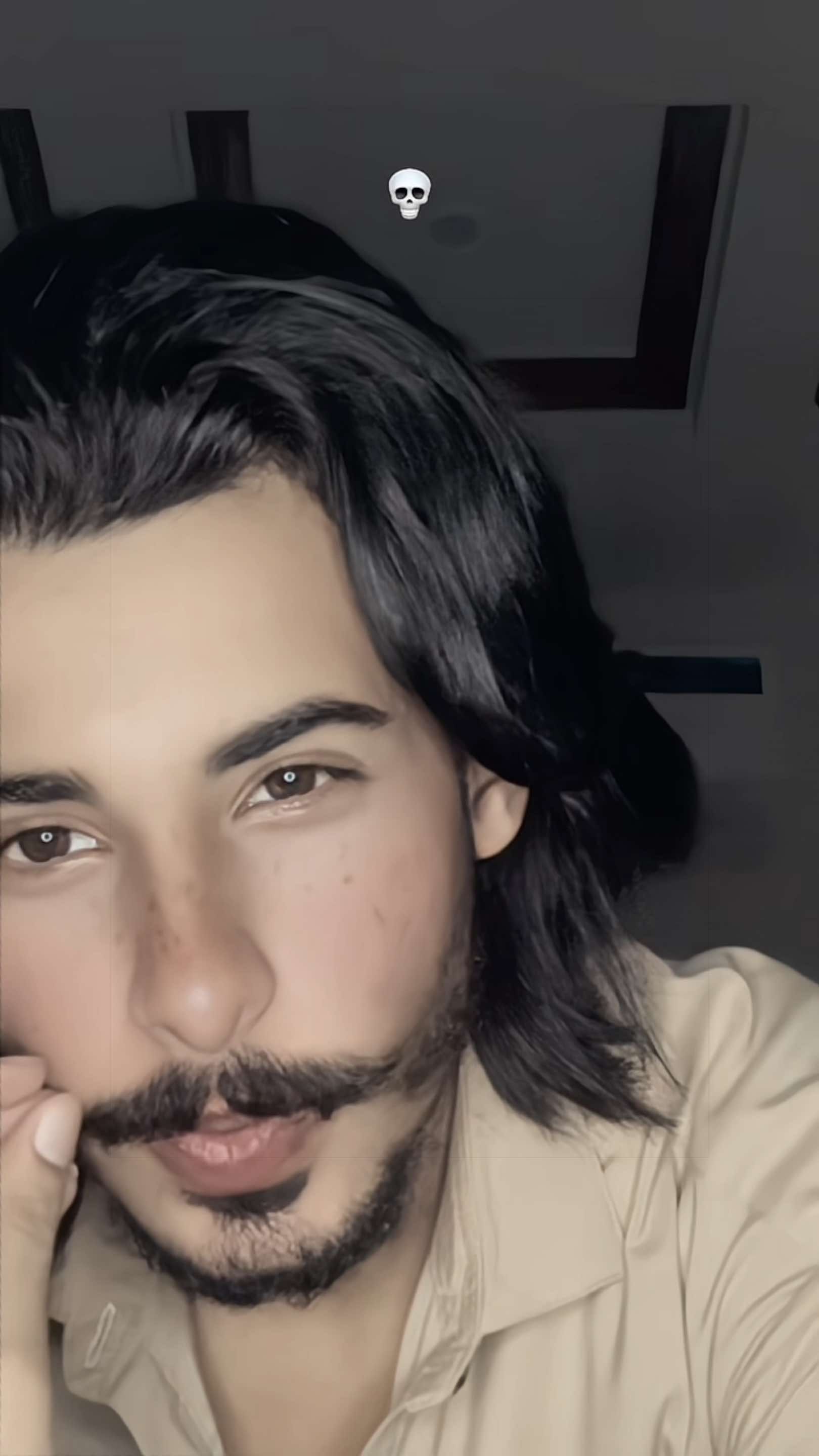 @Hح🕷️🕸️