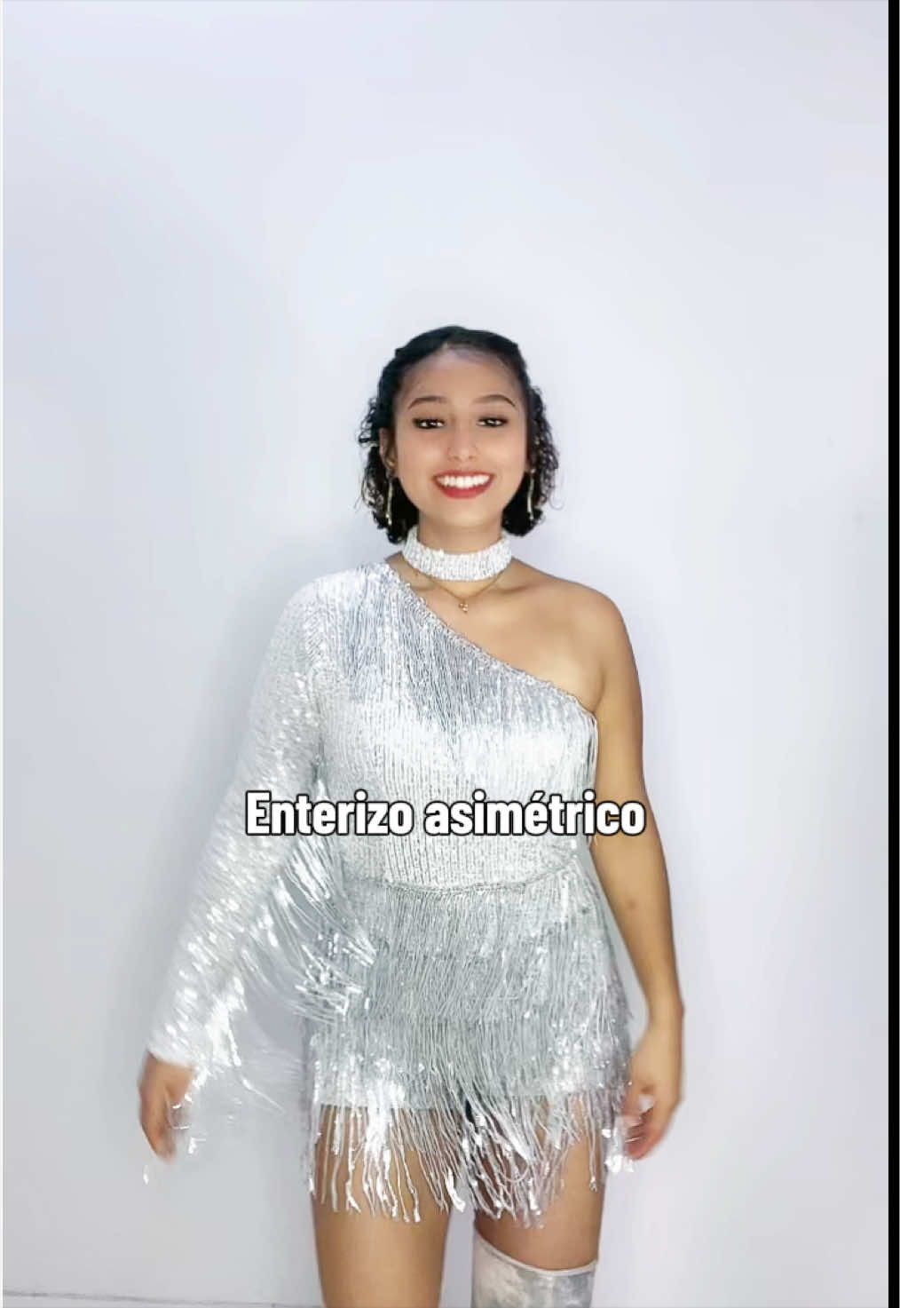 @Ropa con brillos ✨