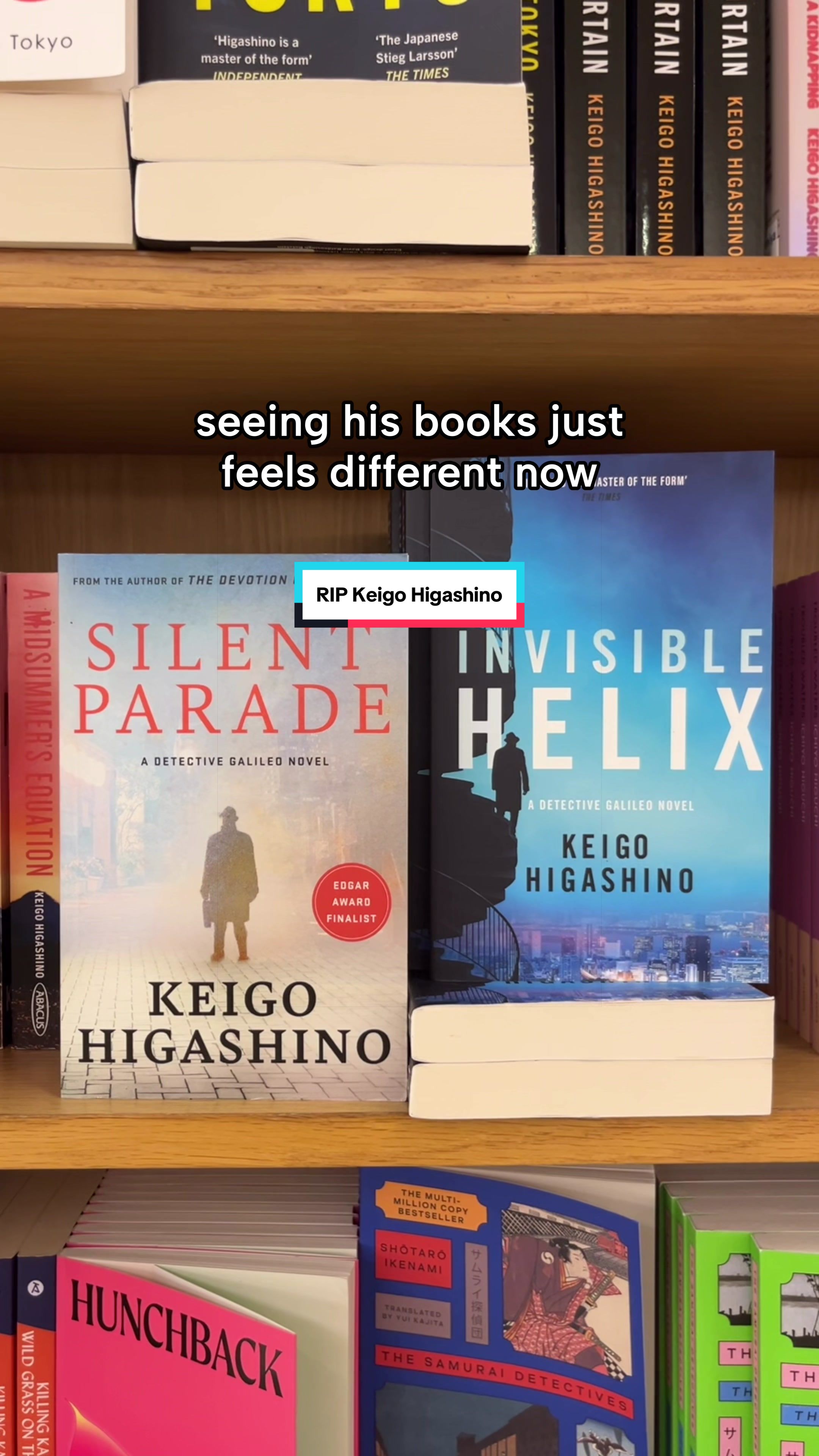 @DefinitelyBooks