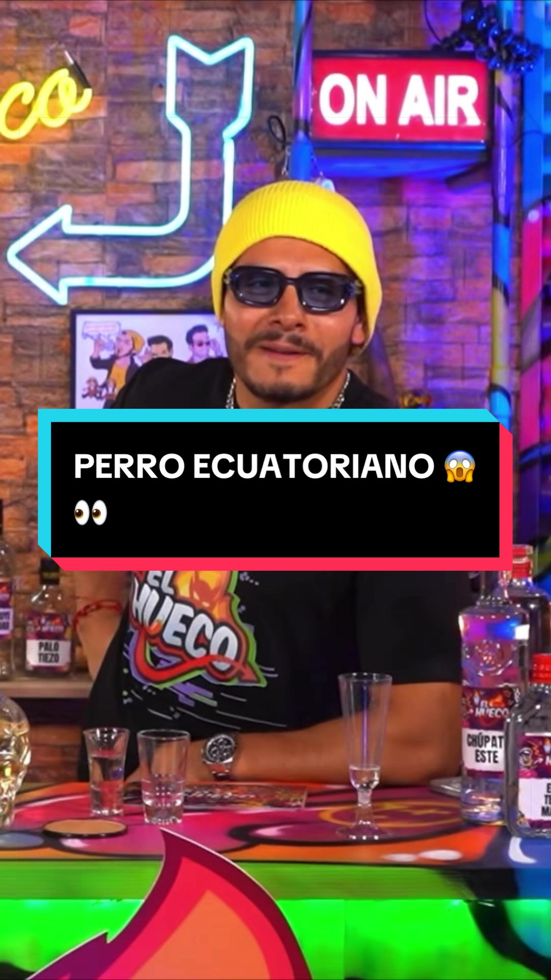 @Elhueco_