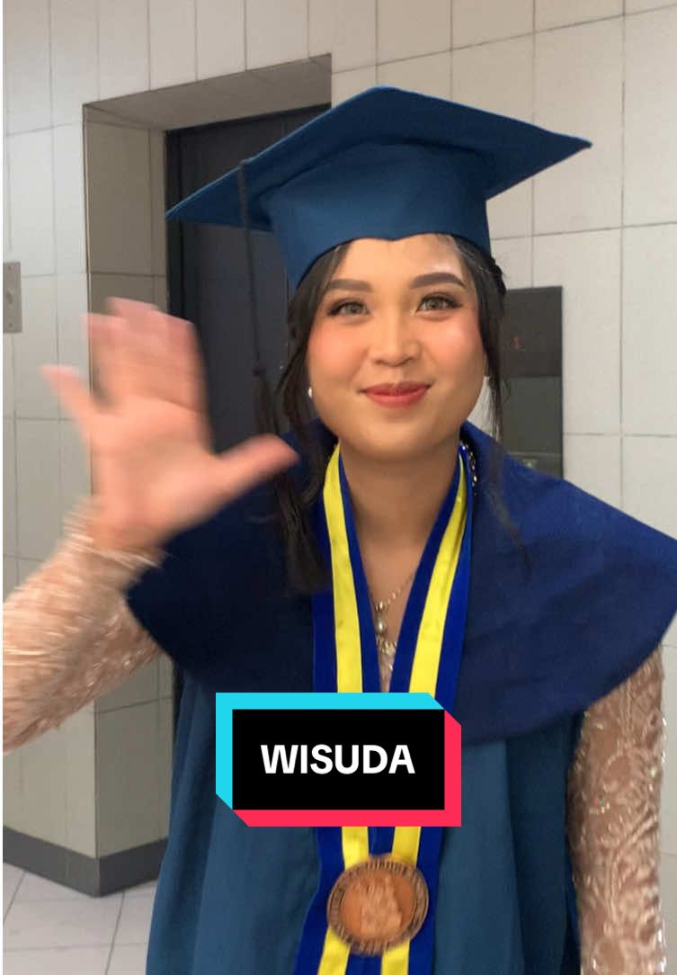 @Yessi | About Mahasiswa 💪