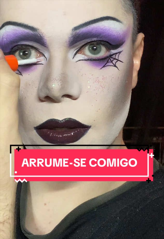 @Katrina Addams | Alan Eduardo