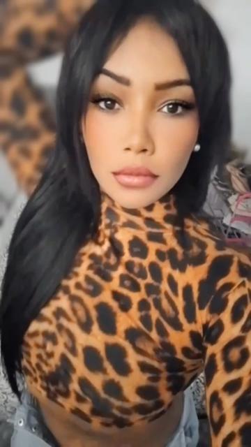 @Genesislopez