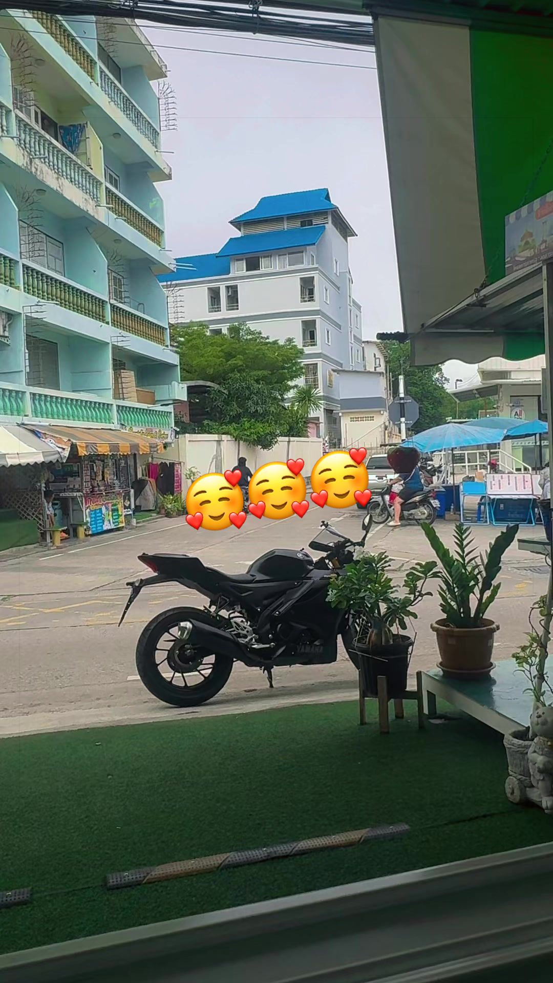 @Iambryanadlaon