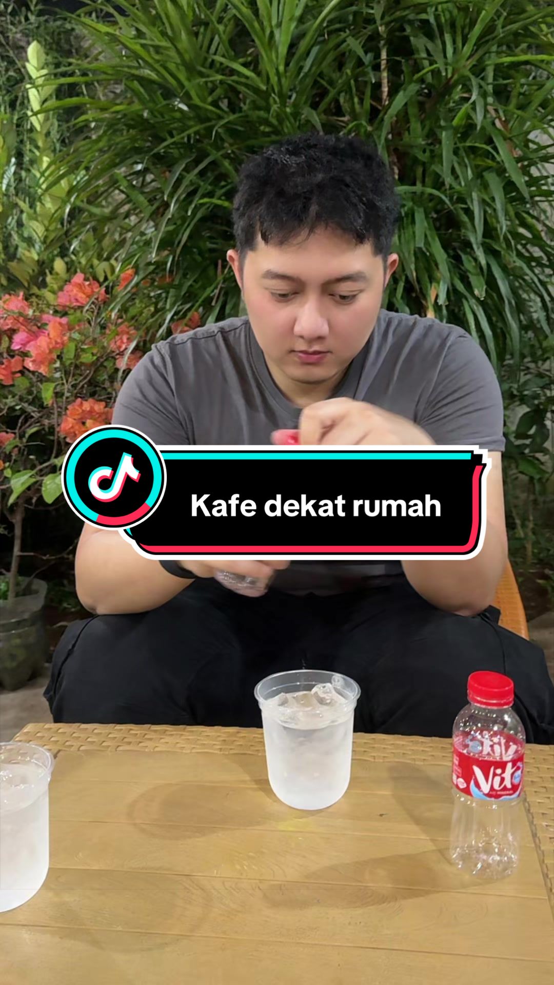 @Icabeee_