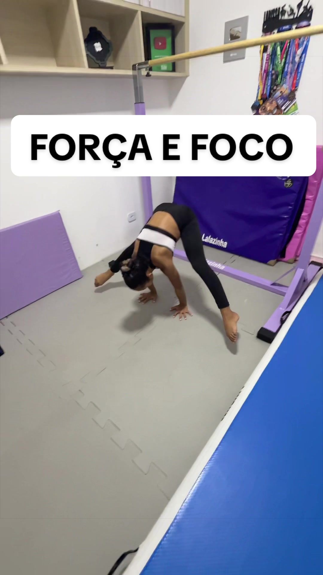 @LALAZINHA_NO_MUNDO_DAGINASTICA
