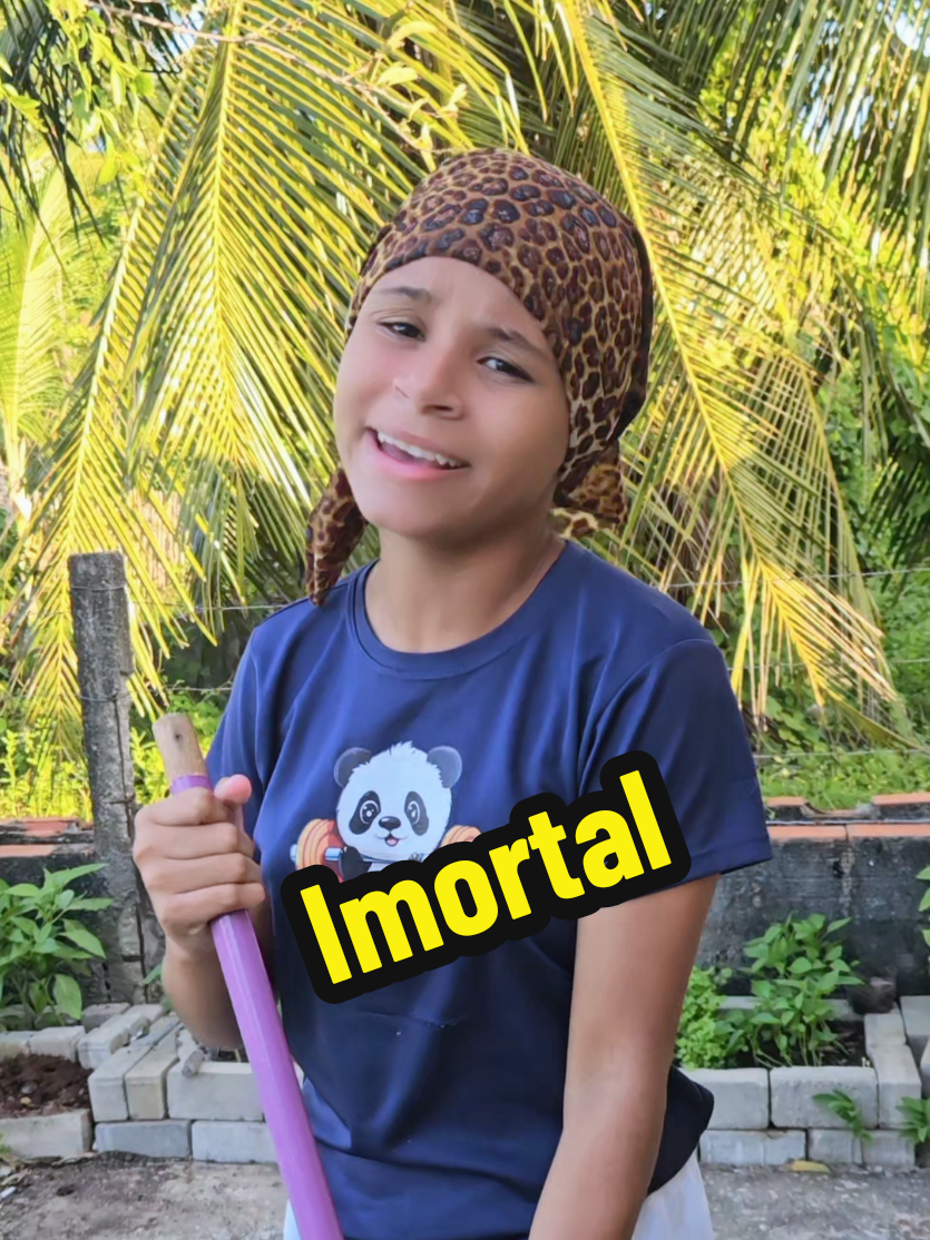 @BEATRIZ COM PAPAI