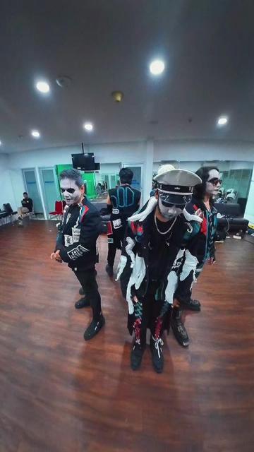 @Kuburan Band Official