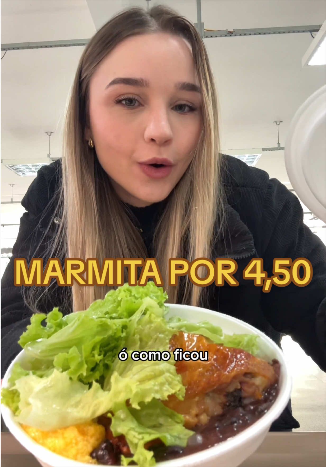 @Larissa 🍉 menina do RU
