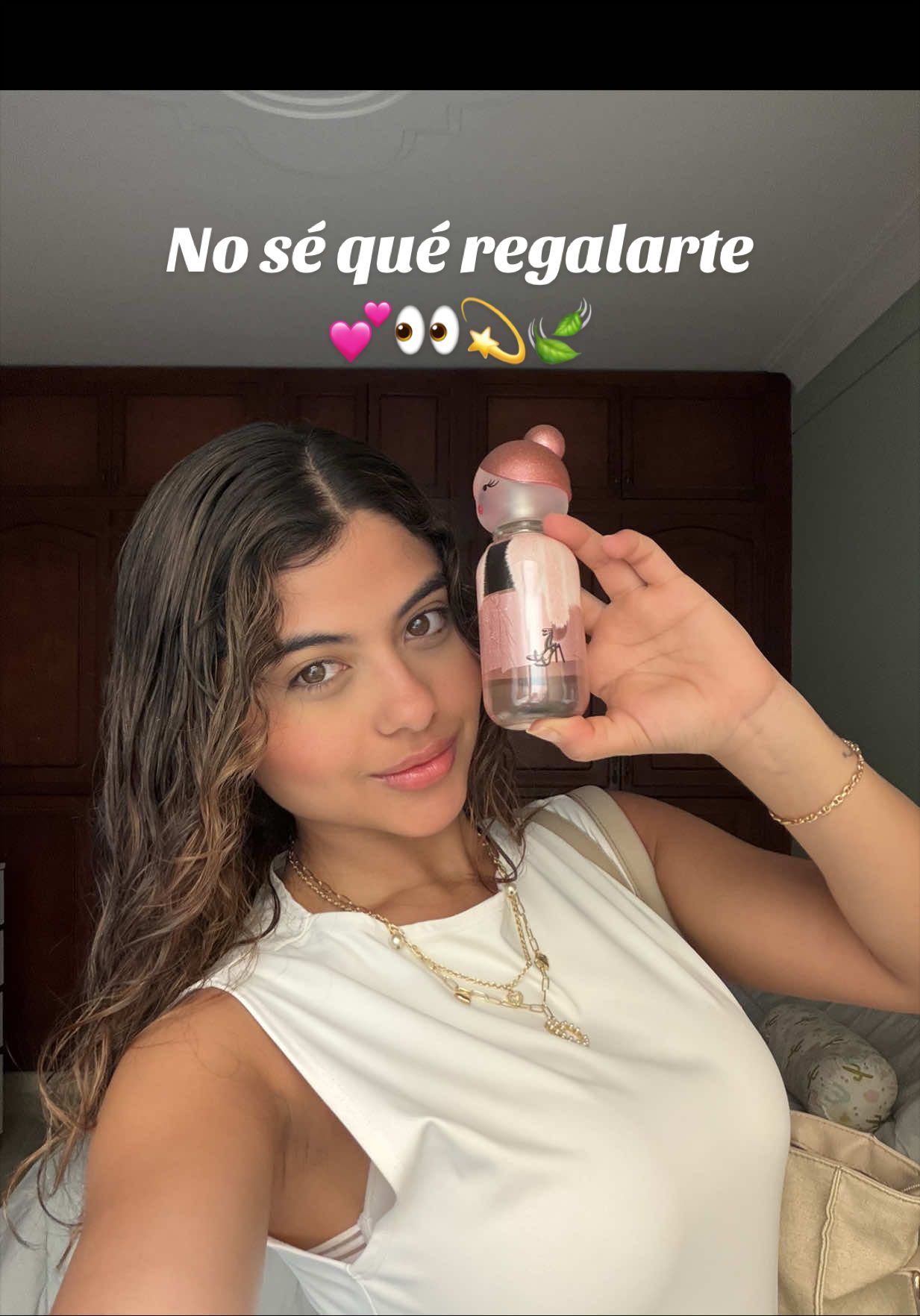 @Stephanía España