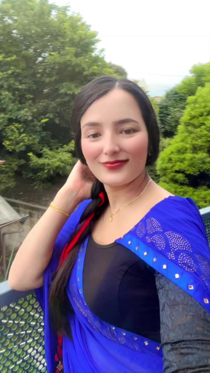 @Poonam bhandari 🌸🫰